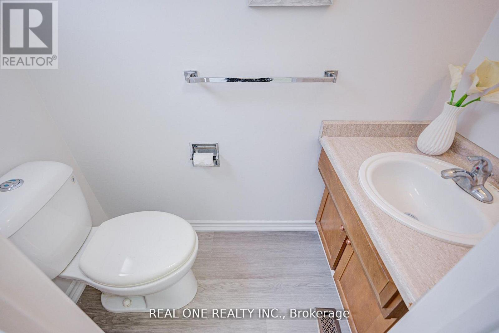 22 Kenmanor Boulevard, Toronto, Ontario  M1W 1R7 - Photo 39 - E13661522