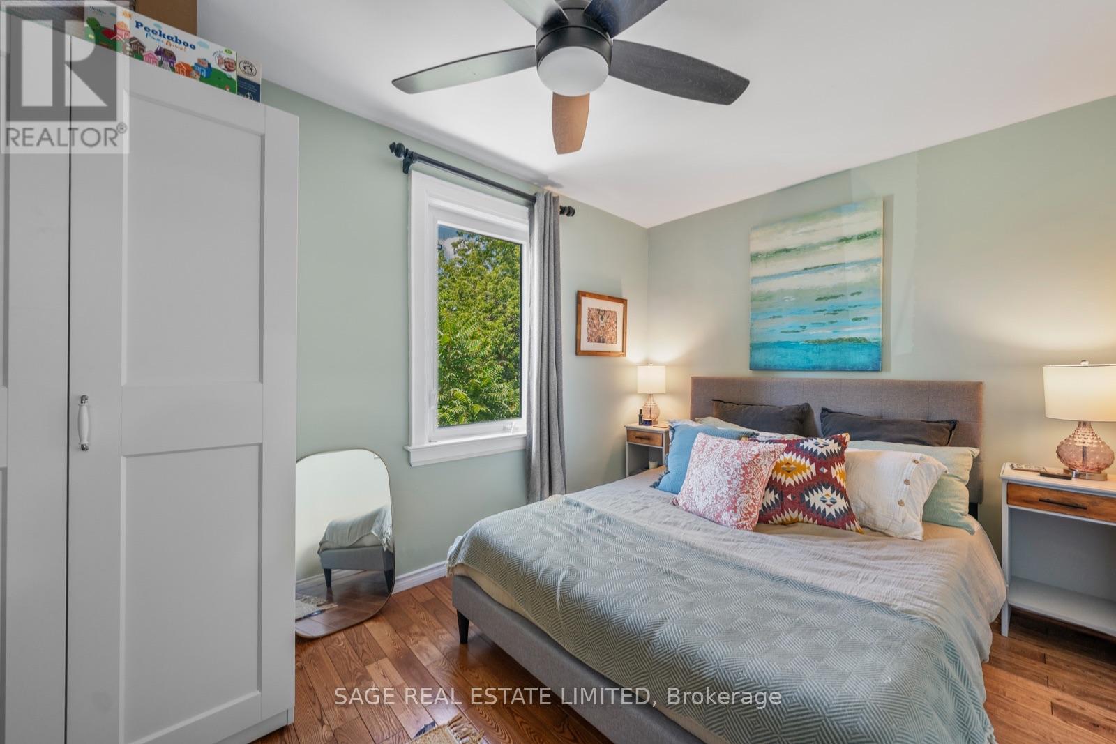 1084 Pape Avenue, Toronto, Ontario M4K 3W5 - Photo 14 - E13661530