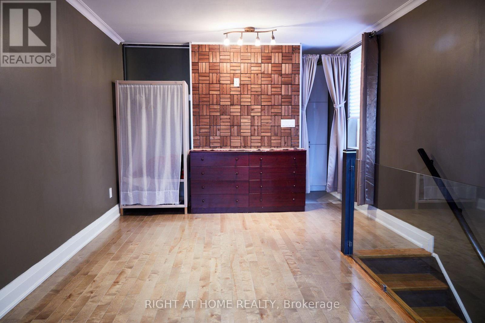 Rear - 1547 Kingston Road, Toronto, Ontario M1N 1R9 - Photo 11 - E13661550