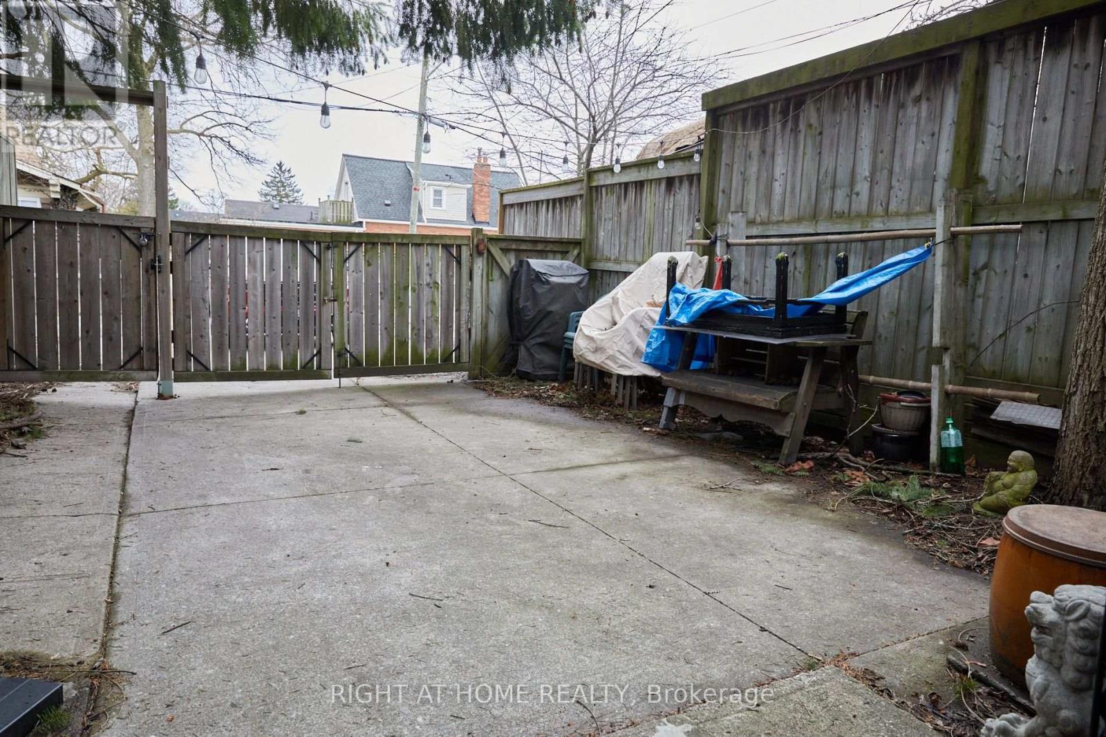 Rear - 1547 Kingston Road, Toronto, Ontario M1N 1R9 - Photo 14 - E13661550