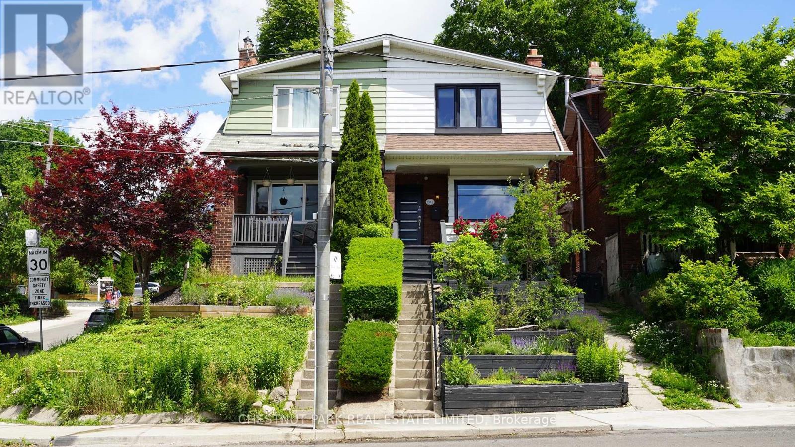 1654 Gerrard Street E, Toronto, Ontario  M4L 2A8 - Photo 21 - E13661560