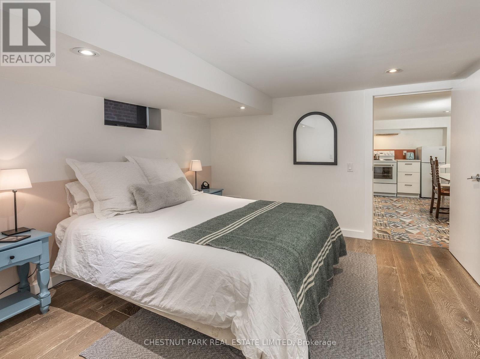 1654 Gerrard Street E, Toronto, Ontario  M4L 2A8 - Photo 3 - E13661560