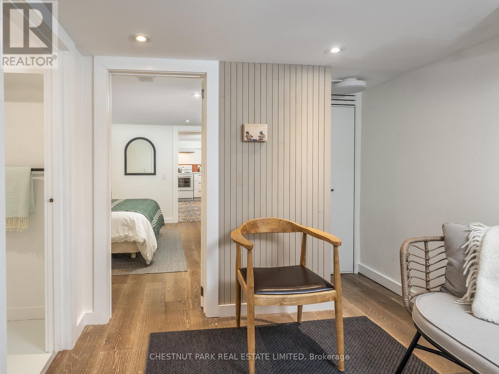 1654 Gerrard Street E, Toronto, Ontario  M4L 2A8 - Photo 4 - E13661560