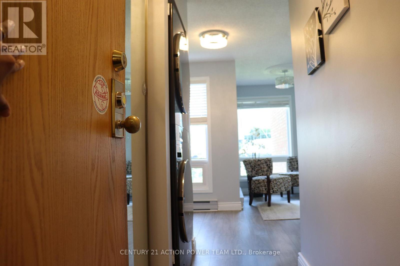 206 - 316 Savard Avenue, Ottawa, Ontario  K1L 7S2 - Photo 9 - X13661480