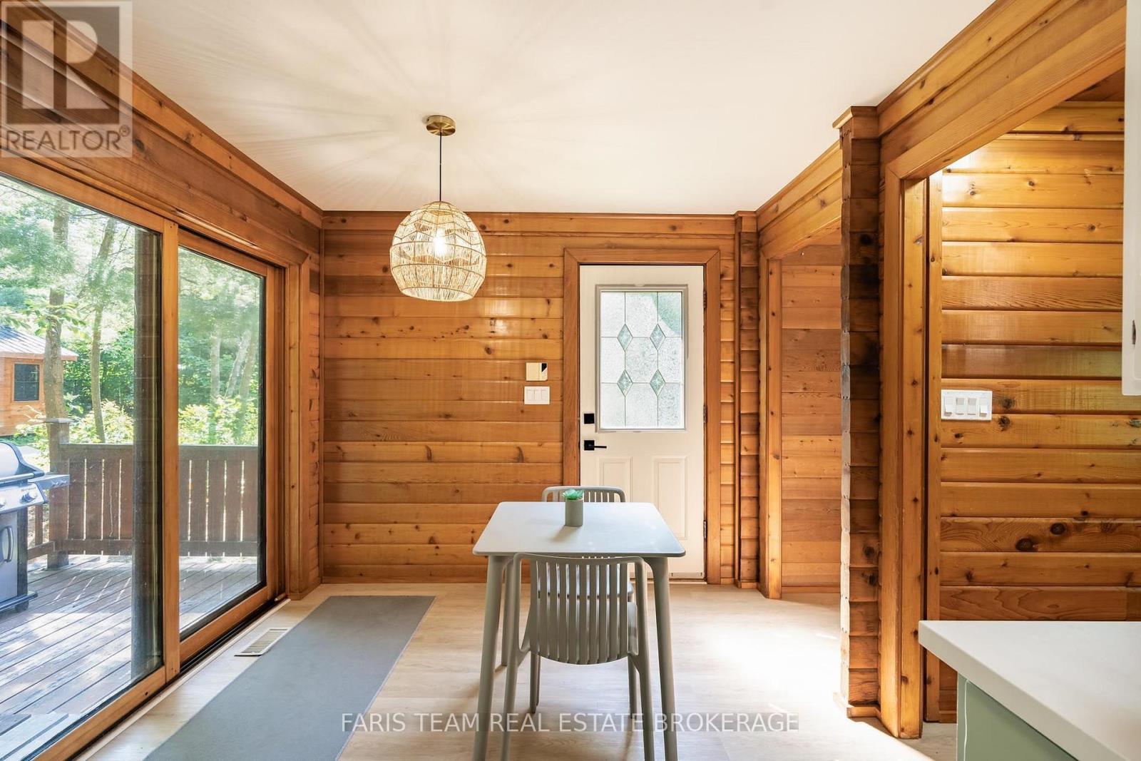 2668 Mcdonald Road, Springwater, Ontario  L0L 1P0 - Photo 10 - S13661450