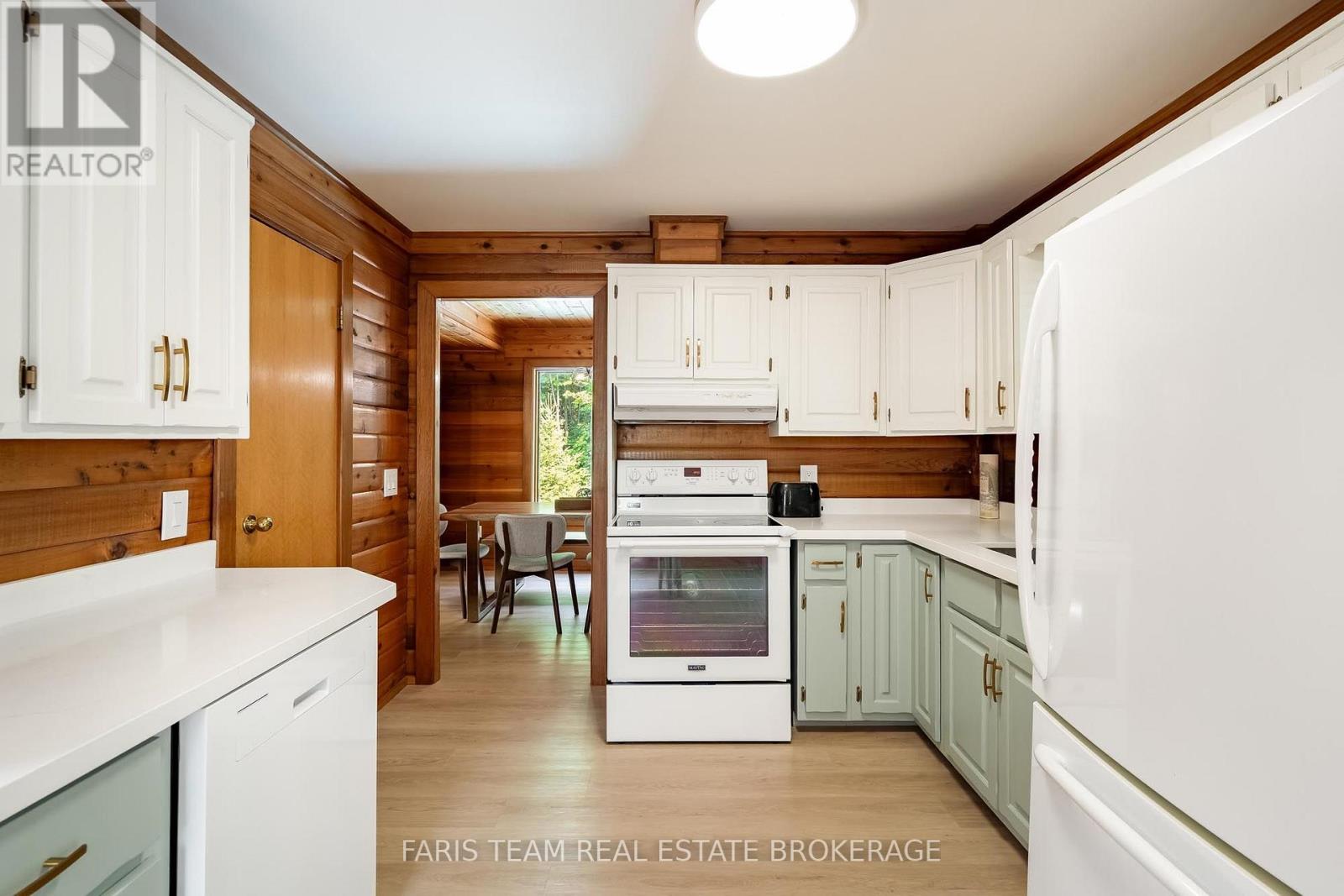 2668 Mcdonald Road, Springwater, Ontario  L0L 1P0 - Photo 9 - S13661450
