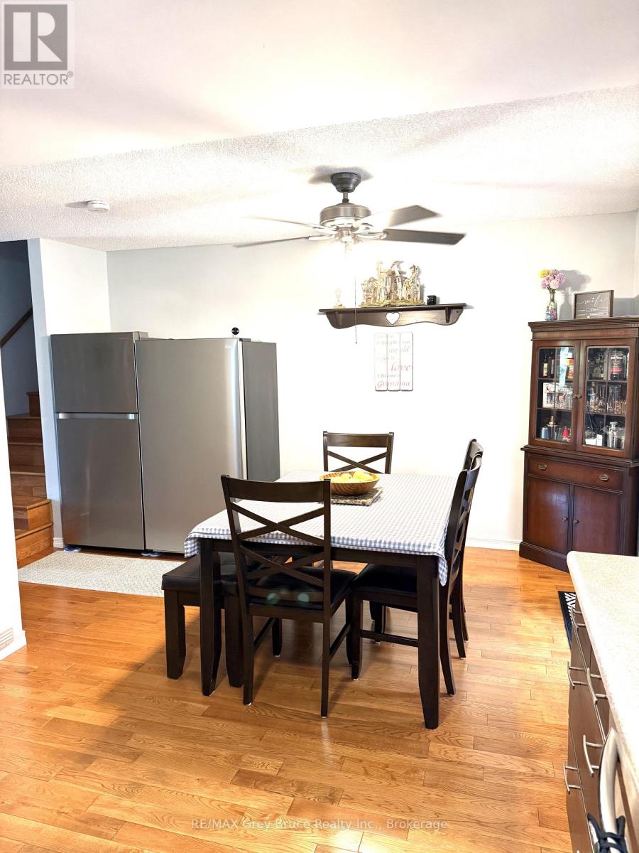 17 Armstrong Crescent, Grey Highlands, Ontario  N0C 1H0 - Photo 15 - X13659272