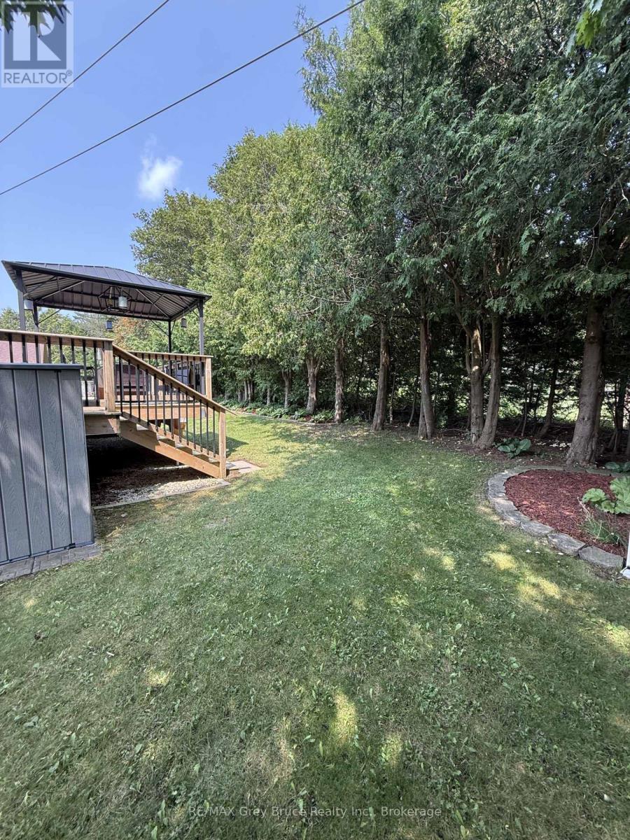 17 Armstrong Crescent, Grey Highlands, Ontario  N0C 1H0 - Photo 35 - X13659272