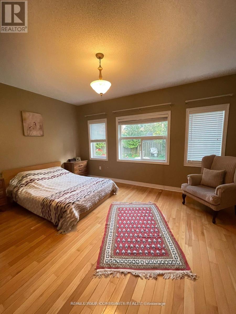 Room - 31 Katilin Drive, Richmond Hill, Ontario L4E 3W6 - Photo 3 - N13660320
