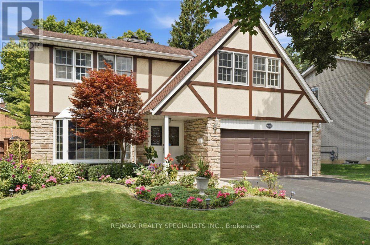 1273 Winding Trail, Mississauga, Ontario  L4Y 2T9 - Photo 2 - W13661482
