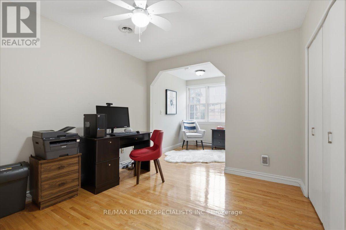 1273 Winding Trail, Mississauga, Ontario  L4Y 2T9 - Photo 28 - W13661482