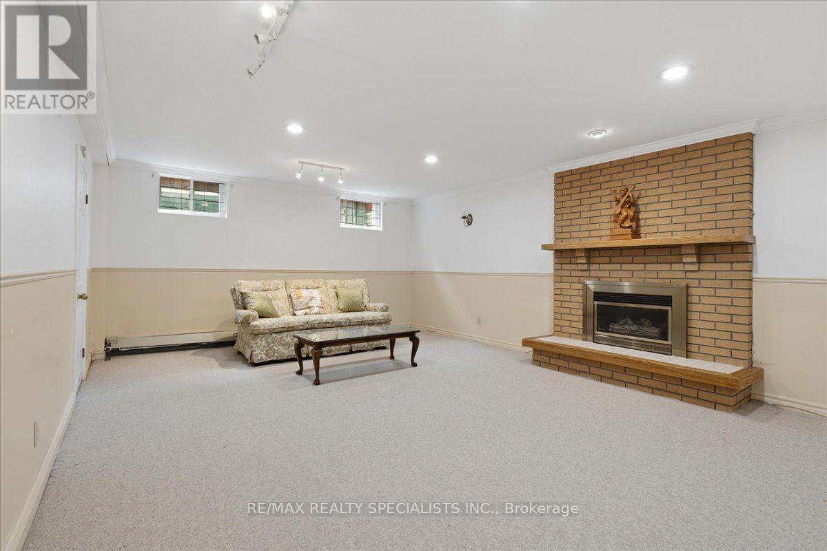 1273 Winding Trail, Mississauga, Ontario  L4Y 2T9 - Photo 36 - W13661482