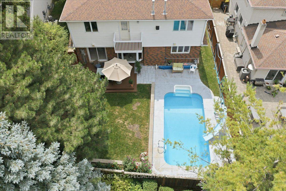 1273 Winding Trail, Mississauga, Ontario  L4Y 2T9 - Photo 47 - W13661482