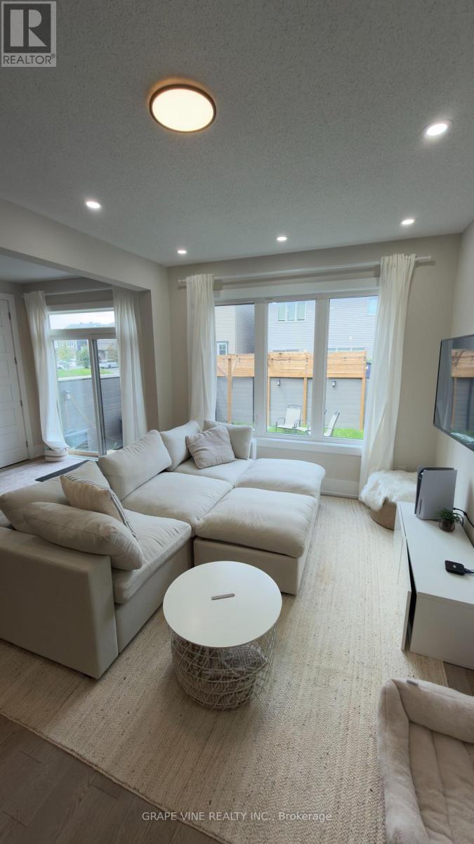 2305 Watercolours Way, Ottawa, Ontario  K2J 6N2 - Photo 9 - X13655136