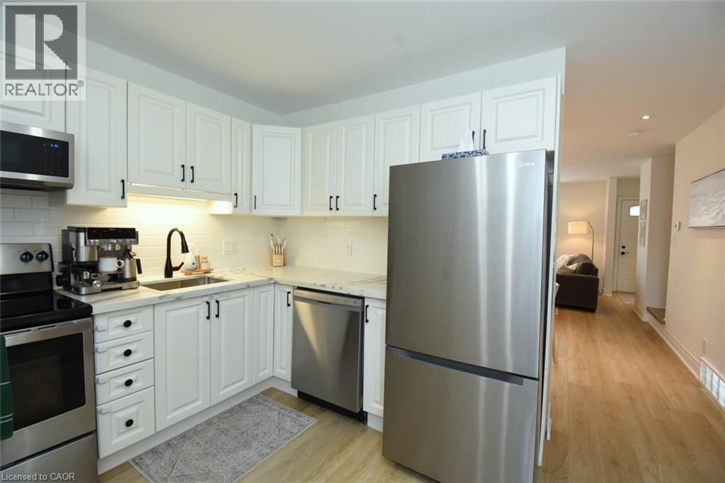106 Belview Avenue, Hamilton, Ontario  L8L 7L1 - Photo 5 - 40851024
