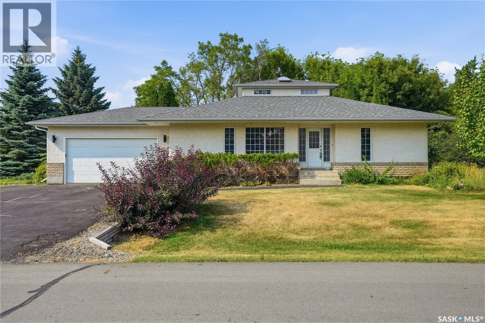18 Park Bay, Edenwold Rm No.158, Saskatchewan  S4L 1B2 - Photo 1 - SK045221