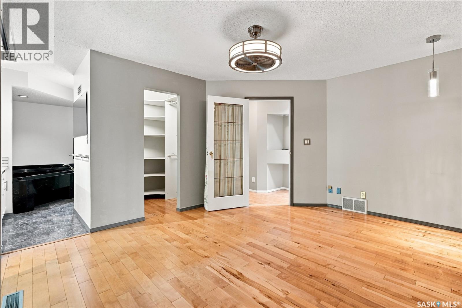 18 Park Bay, Edenwold Rm No.158, Saskatchewan  S4L 1B2 - Photo 27 - SK045221