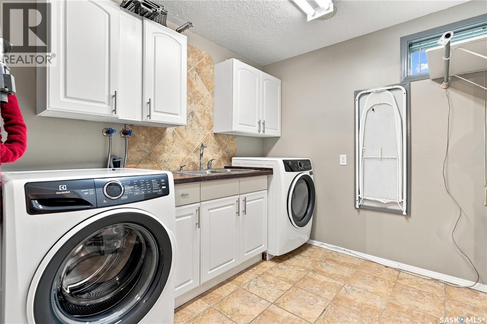 18 Park Bay, Edenwold Rm No.158, Saskatchewan  S4L 1B2 - Photo 39 - SK045221