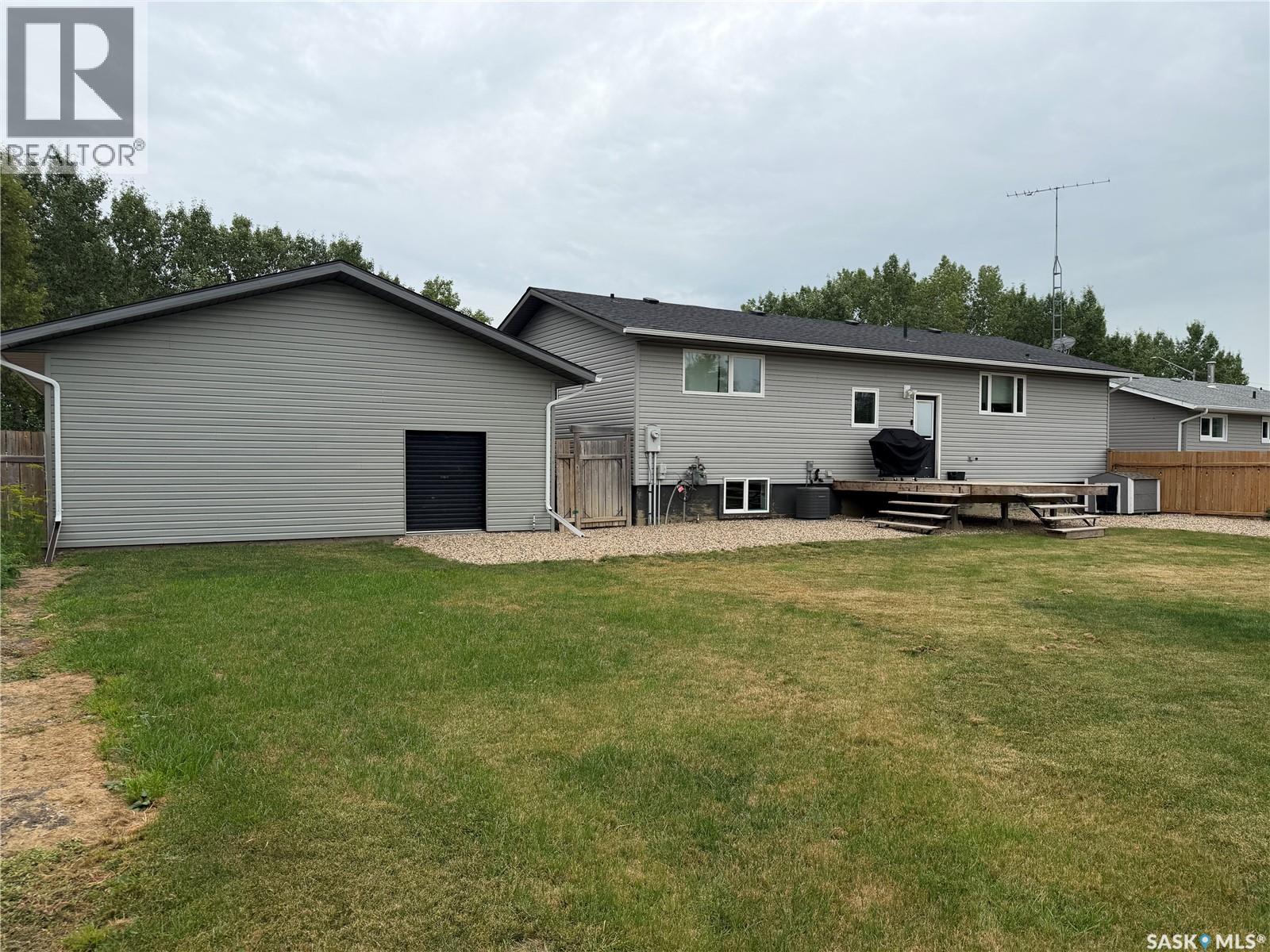 123 Railway Avenue, Lake Lenore, Saskatchewan  S0K 2J0 - Photo 3 - SK045208