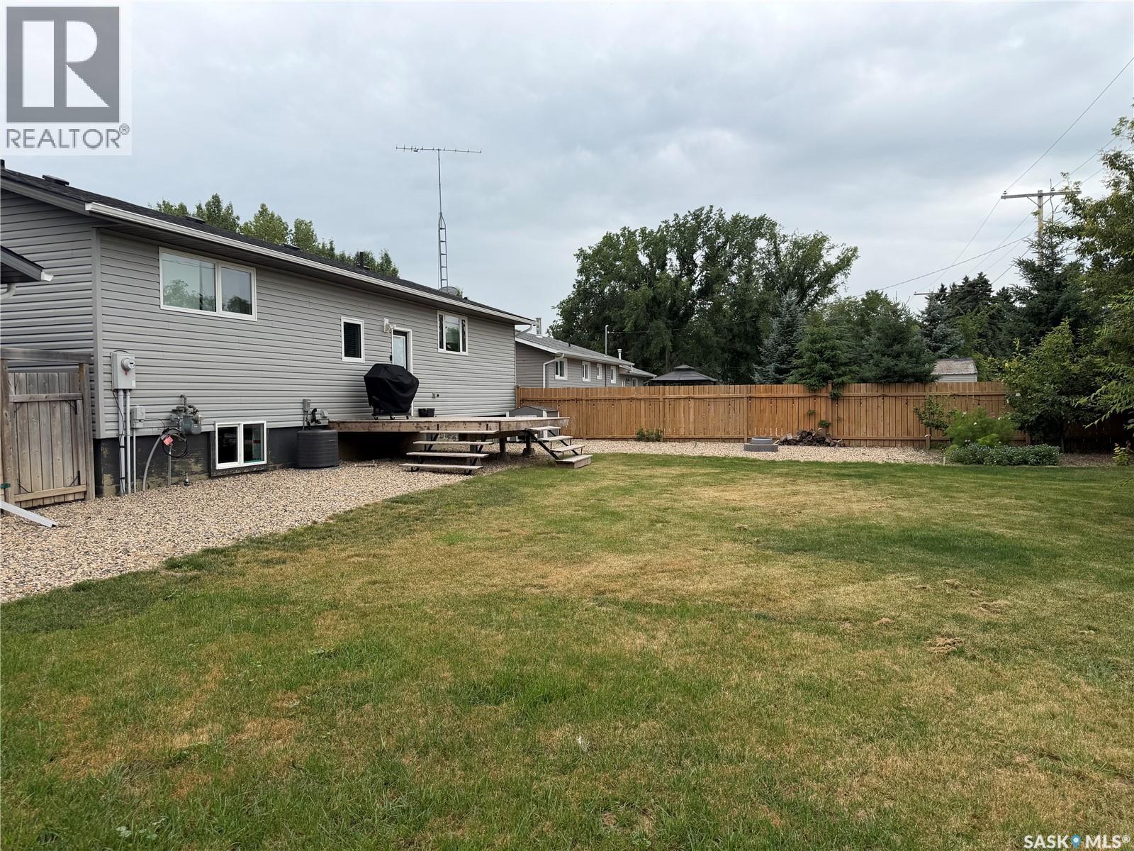 123 Railway Avenue, Lake Lenore, Saskatchewan  S0K 2J0 - Photo 4 - SK045208