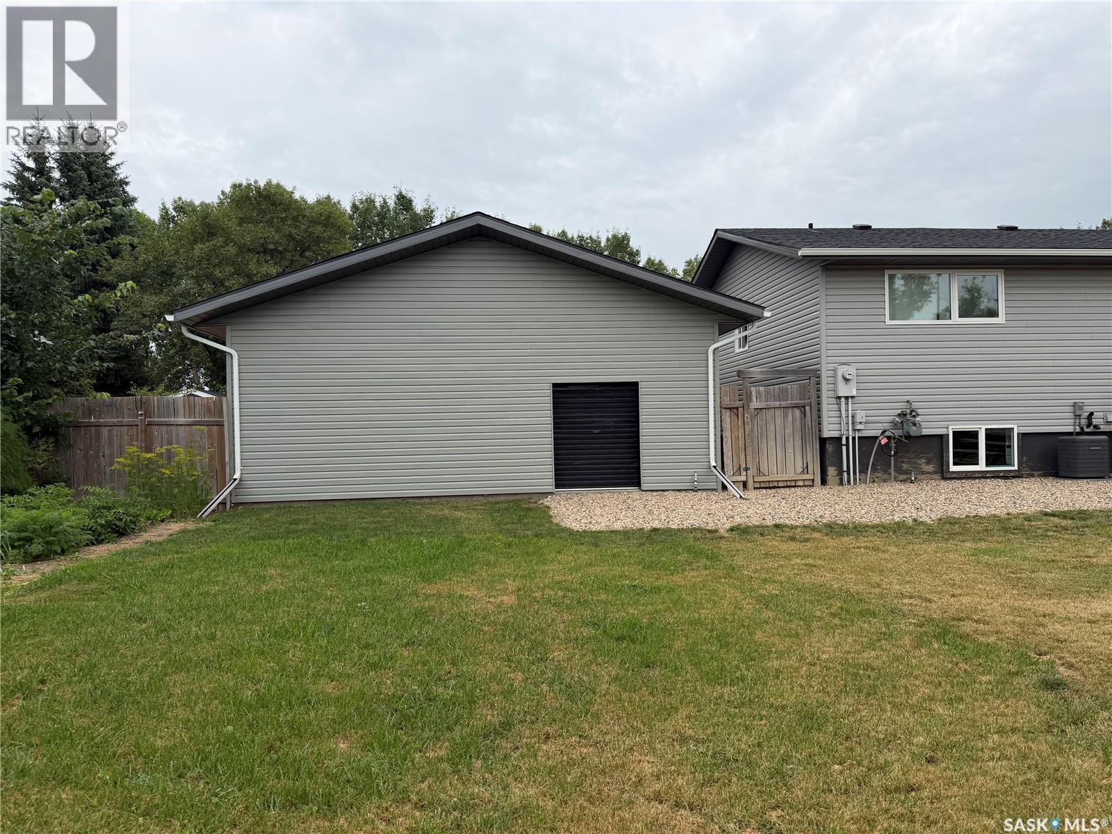 123 Railway Avenue, Lake Lenore, Saskatchewan  S0K 2J0 - Photo 7 - SK045208