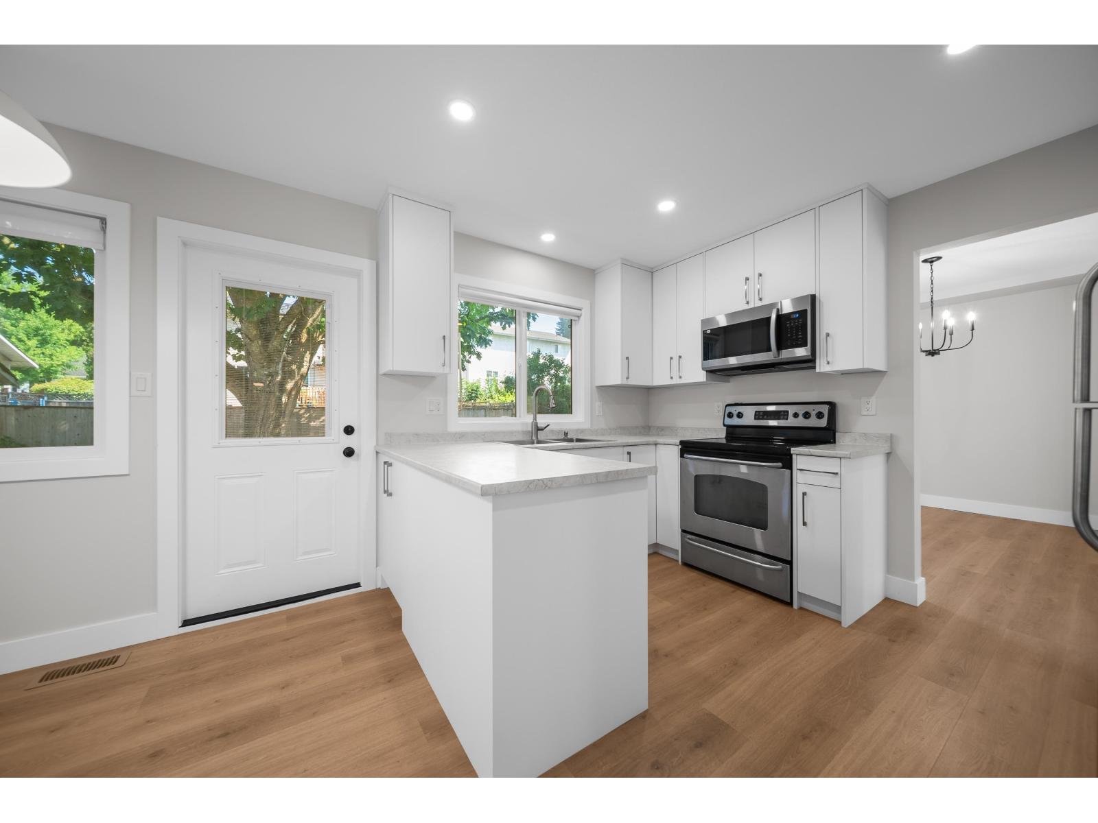 34855 Mcleod Avenue, Abbotsford, British Columbia  V3G 1G9 - Photo 11 - R3153691