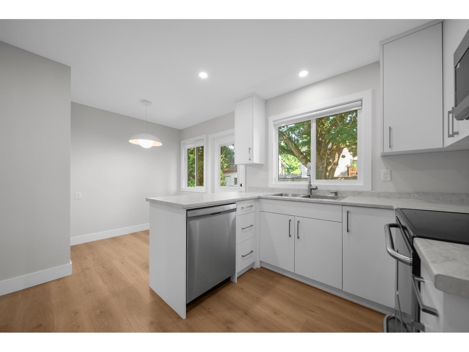 34855 Mcleod Avenue, Abbotsford, British Columbia  V3G 1G9 - Photo 10 - R3153691