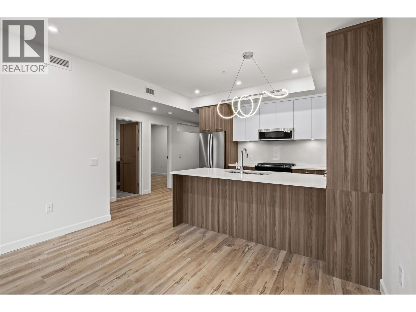 630 Boynton Place Unit# 305, Kelowna, British Columbia  V1V 3B8 - Photo 4 - 10394900