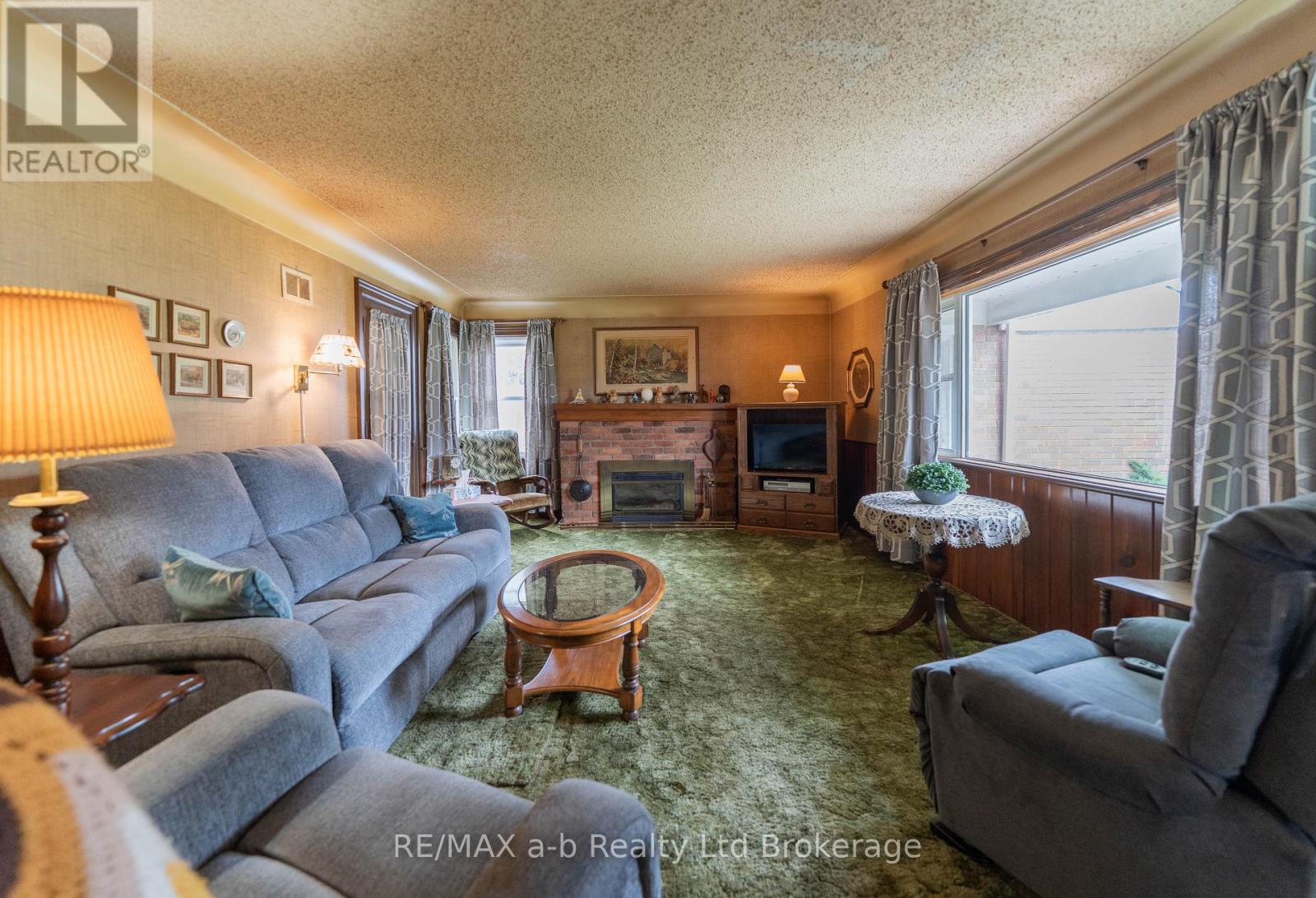 81 Vienna Road, Tillsonburg, Ontario  N4G 3C9 - Photo 15 - X13661768