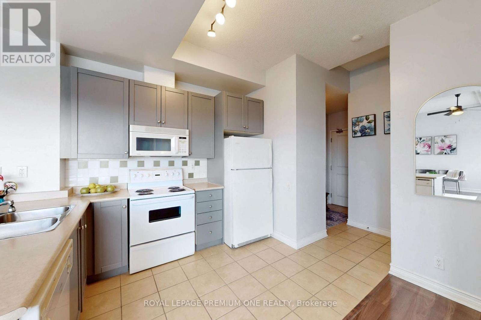 1101 - 1600 Keele Street, Toronto, Ontario  M6N 5J1 - Photo 12 - W13533950