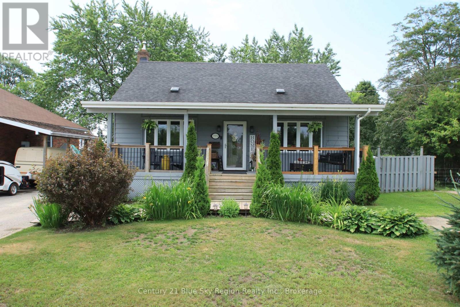 773 Scollard Street, North Bay, Ontario P1B 5A3 - Photo 2 - X13661634