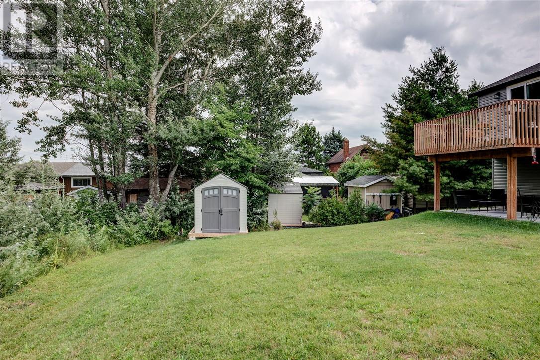 854 Woodbine Avenue, Sudbury, Ontario  P3A 0E1 - Photo 4 - 2129707