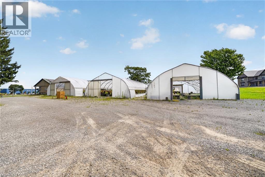 230 Hwy 20 E, Thorold, Ontario  L0S 1E6 - Photo 16 - 40854159