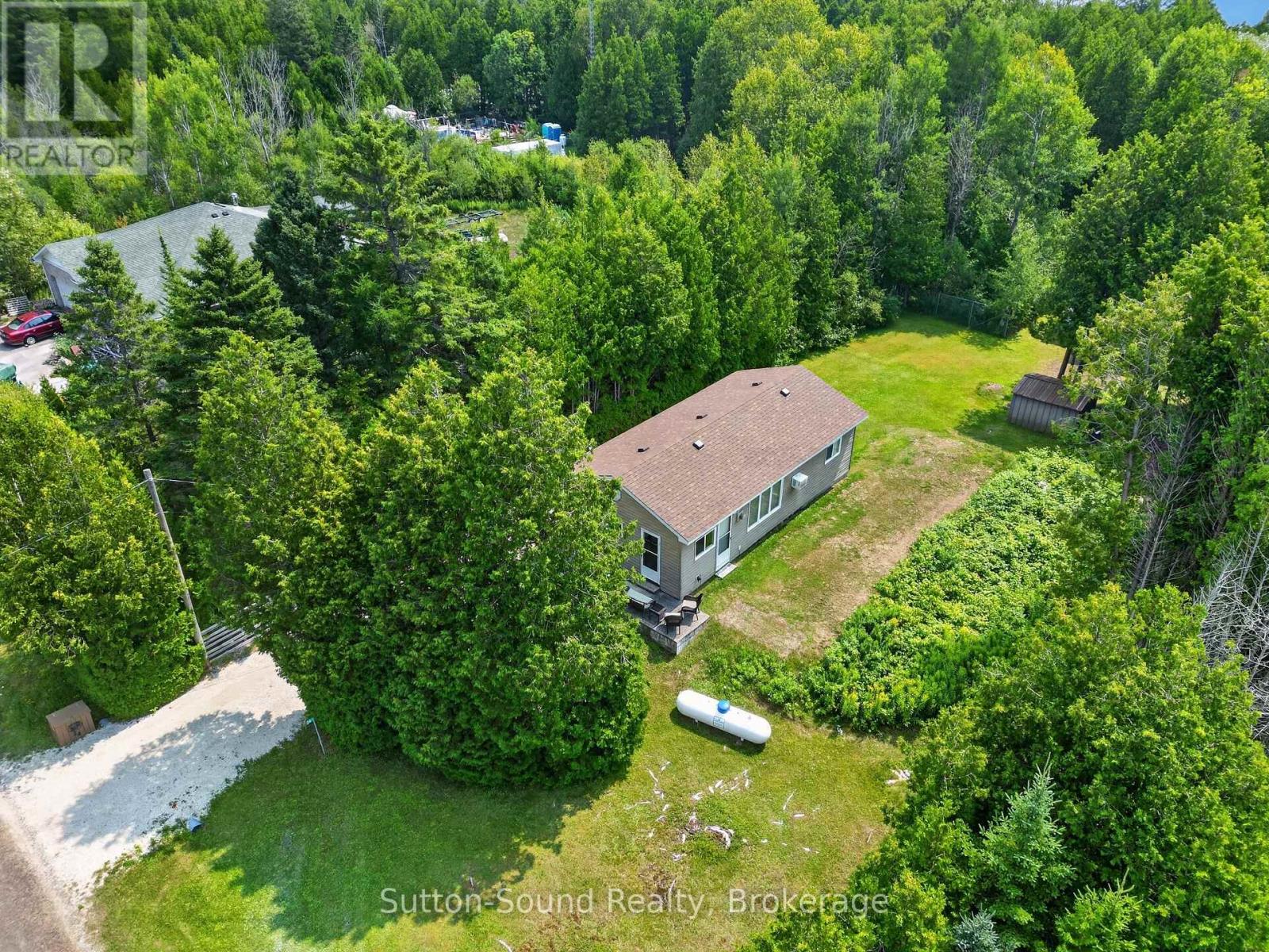24 Isabella Street, South Bruce Peninsula, Ontario  N0H 2T0 - Photo 5 - X13661644