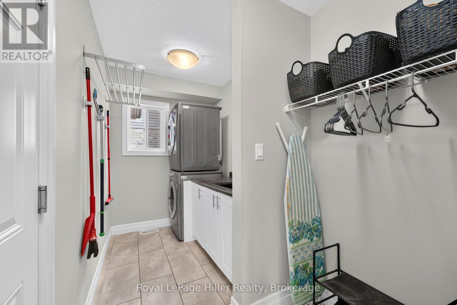 15 Robertson Drive, Stratford, Ontario  N5A 0C8 - Photo 7 - X13661682