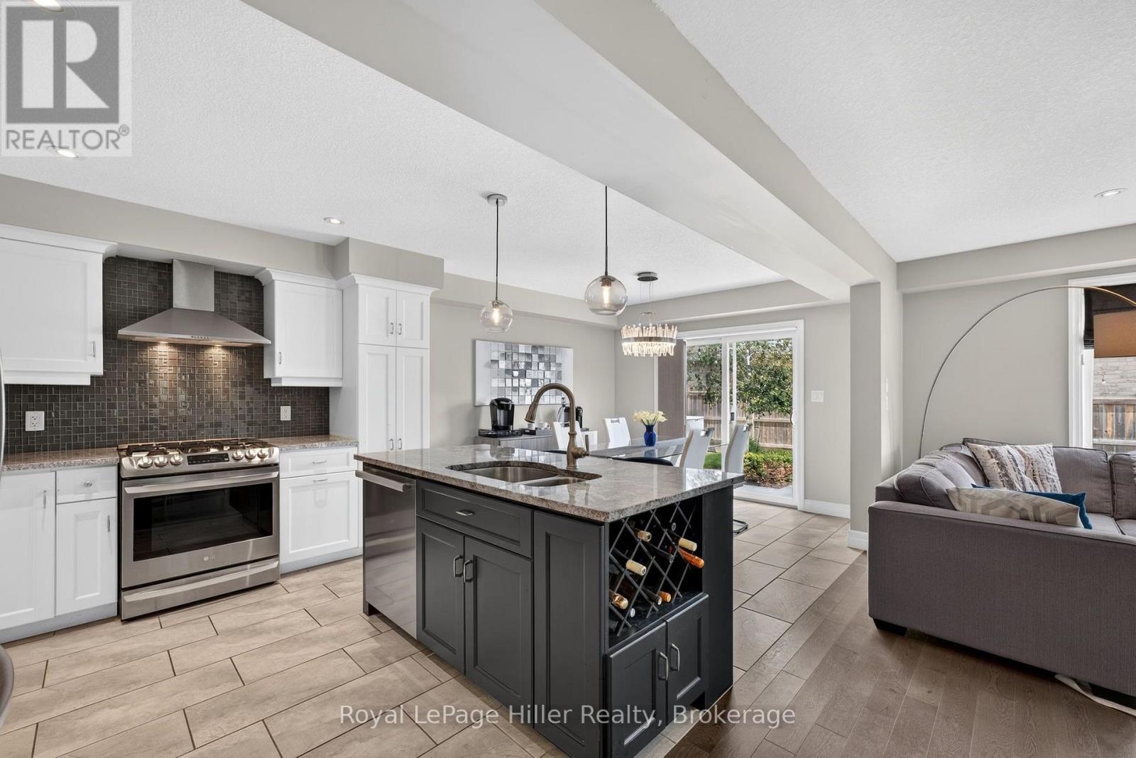 15 Robertson Drive, Stratford, Ontario  N5A 0C8 - Photo 9 - X13661682