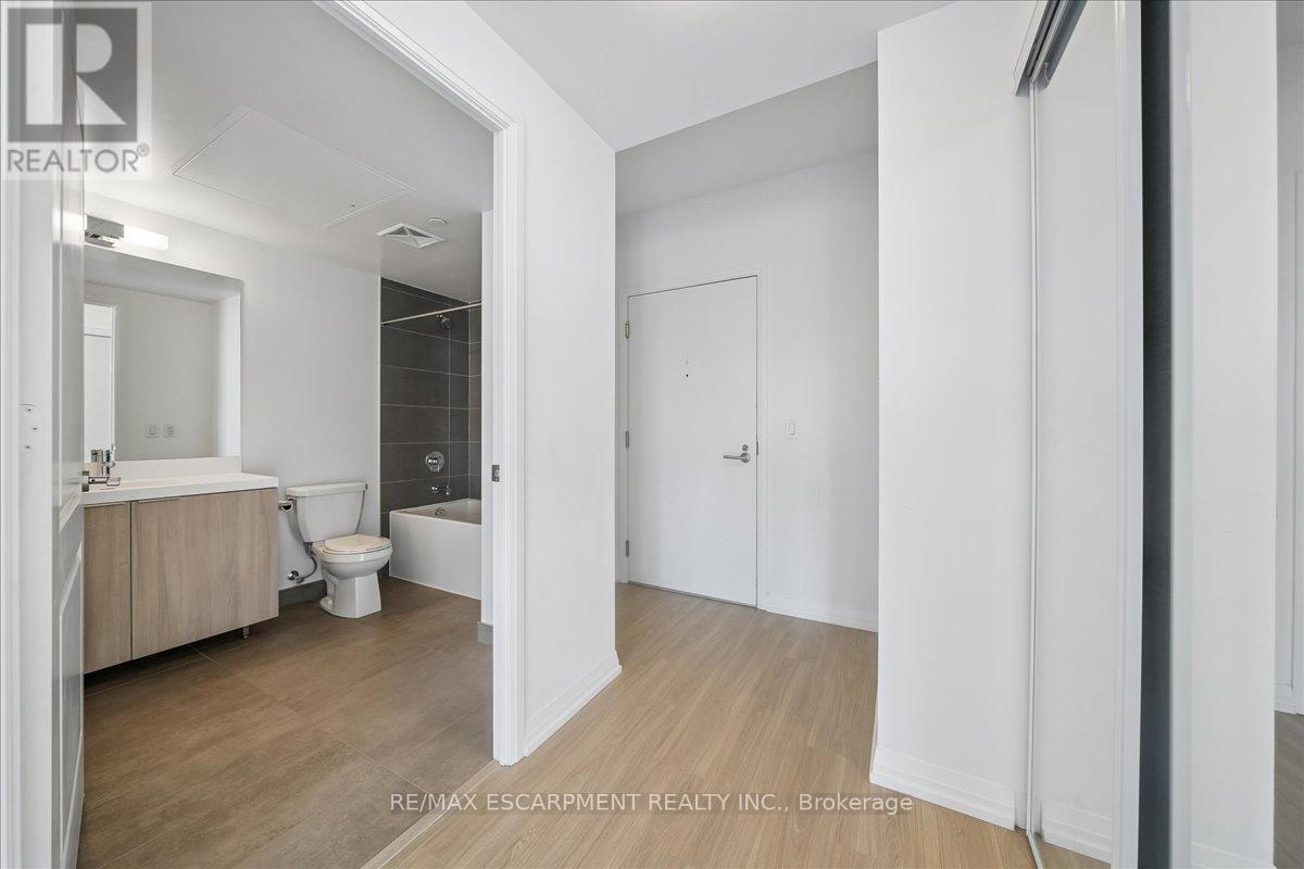 4025 - 28 Widmer Street, Toronto, Ontario  M5V 0T2 - Photo 12 - C13661612