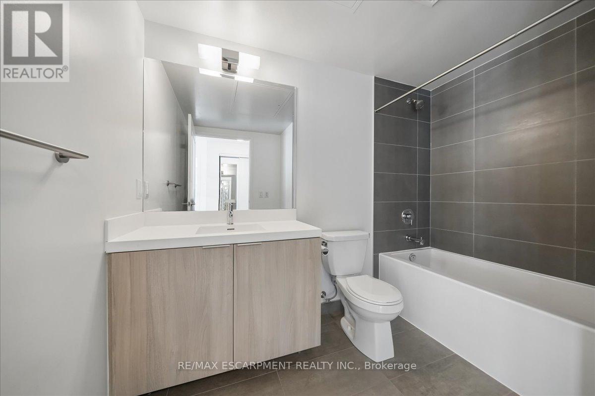 4025 - 28 Widmer Street, Toronto, Ontario  M5V 0T2 - Photo 13 - C13661612