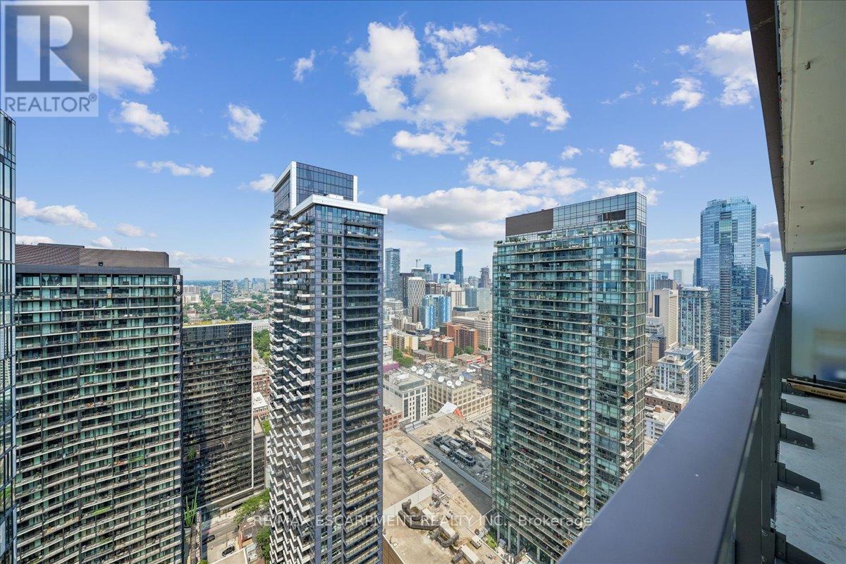 4025 - 28 Widmer Street, Toronto, Ontario  M5V 0T2 - Photo 37 - C13661612
