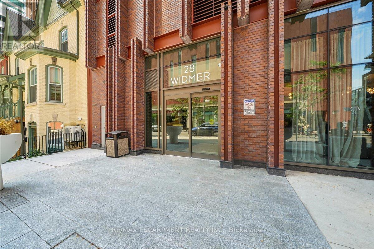 4025 - 28 Widmer Street, Toronto, Ontario  M5V 0T2 - Photo 4 - C13661612