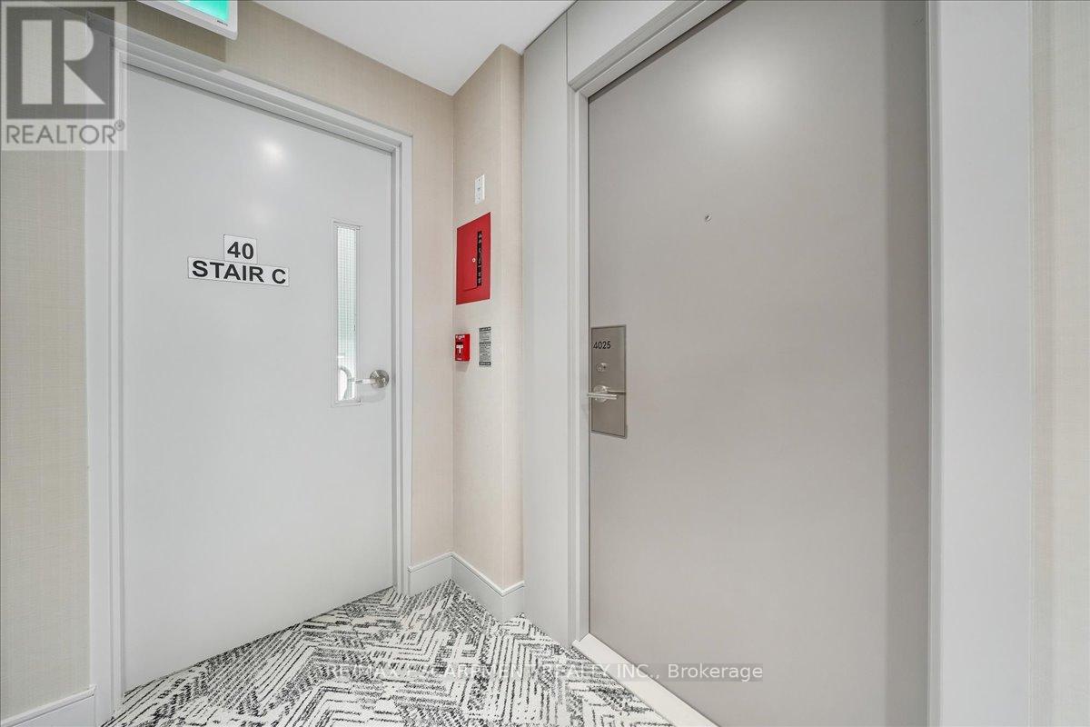 4025 - 28 Widmer Street, Toronto, Ontario  M5V 0T2 - Photo 9 - C13661612