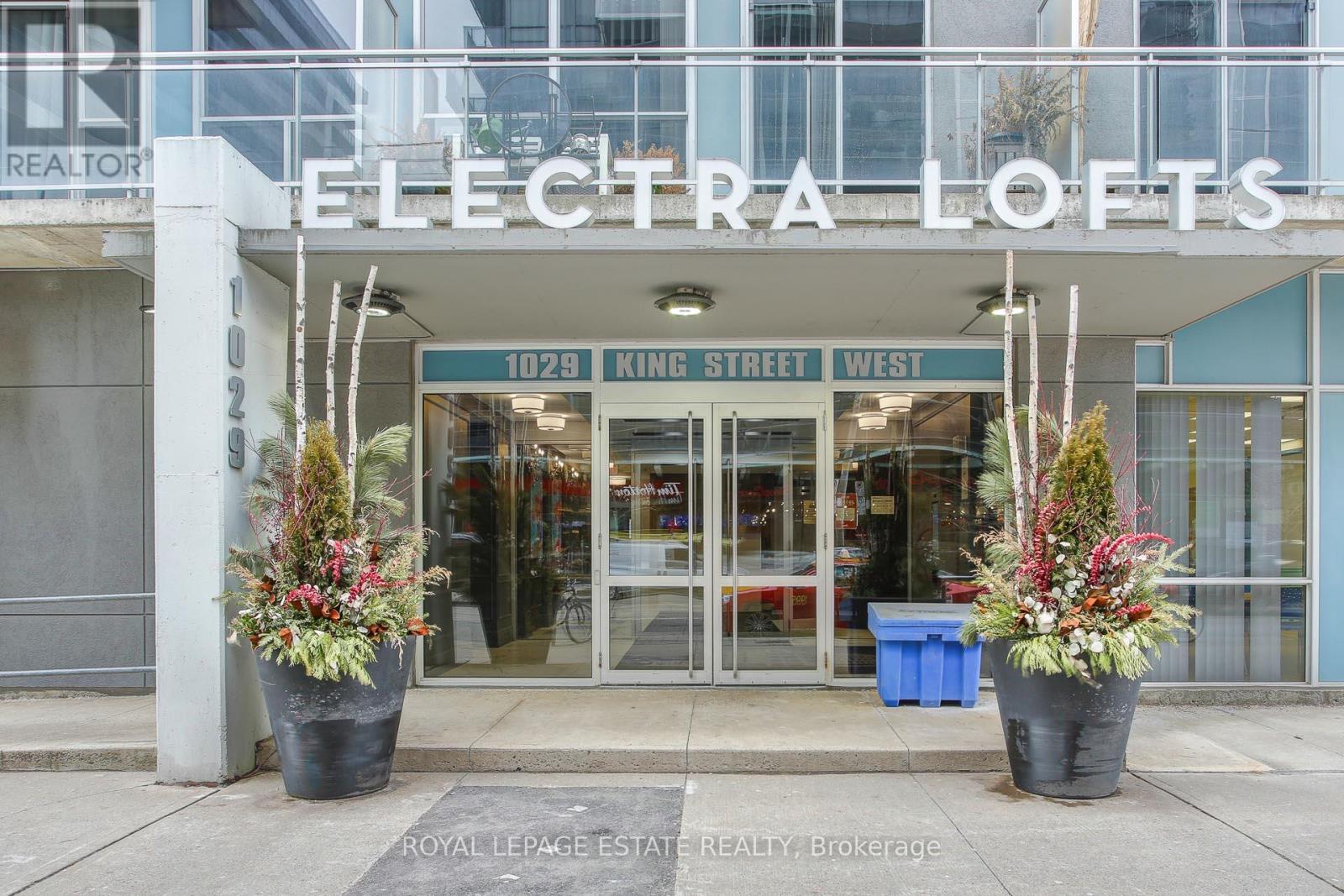 837 - 1029 KING STREET W, Toronto, Ontario