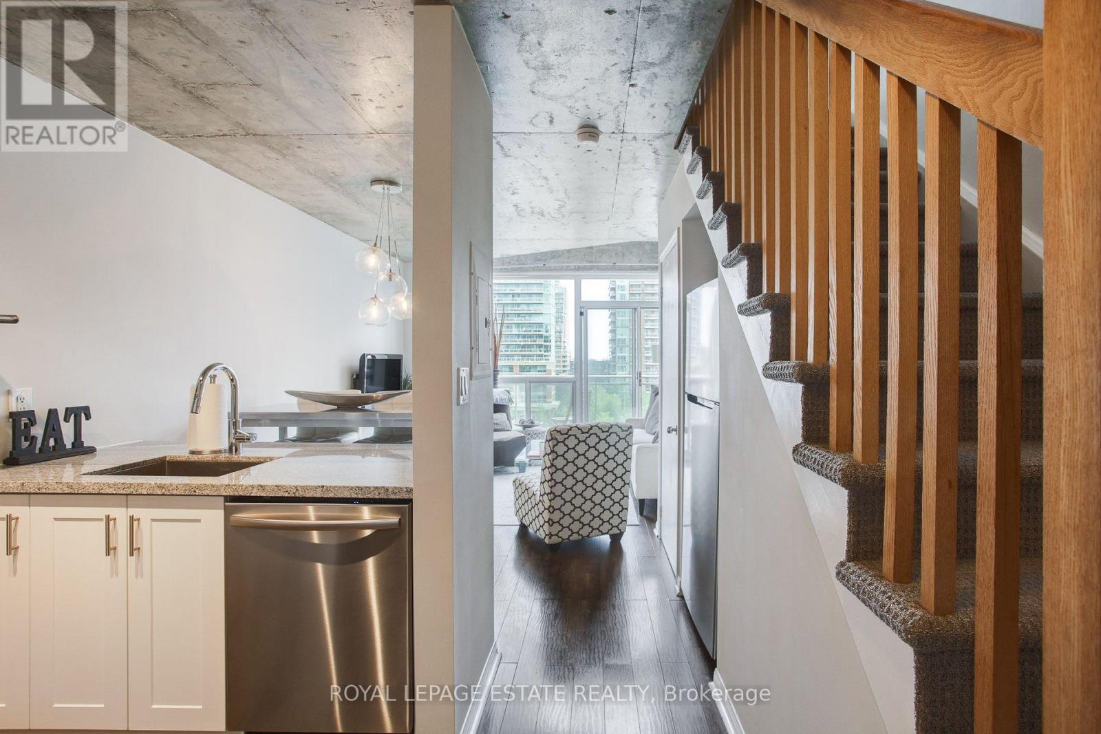 837 - 1029 King Street W, Toronto, Ontario  M6K 3M2 - Photo 3 - C13661614