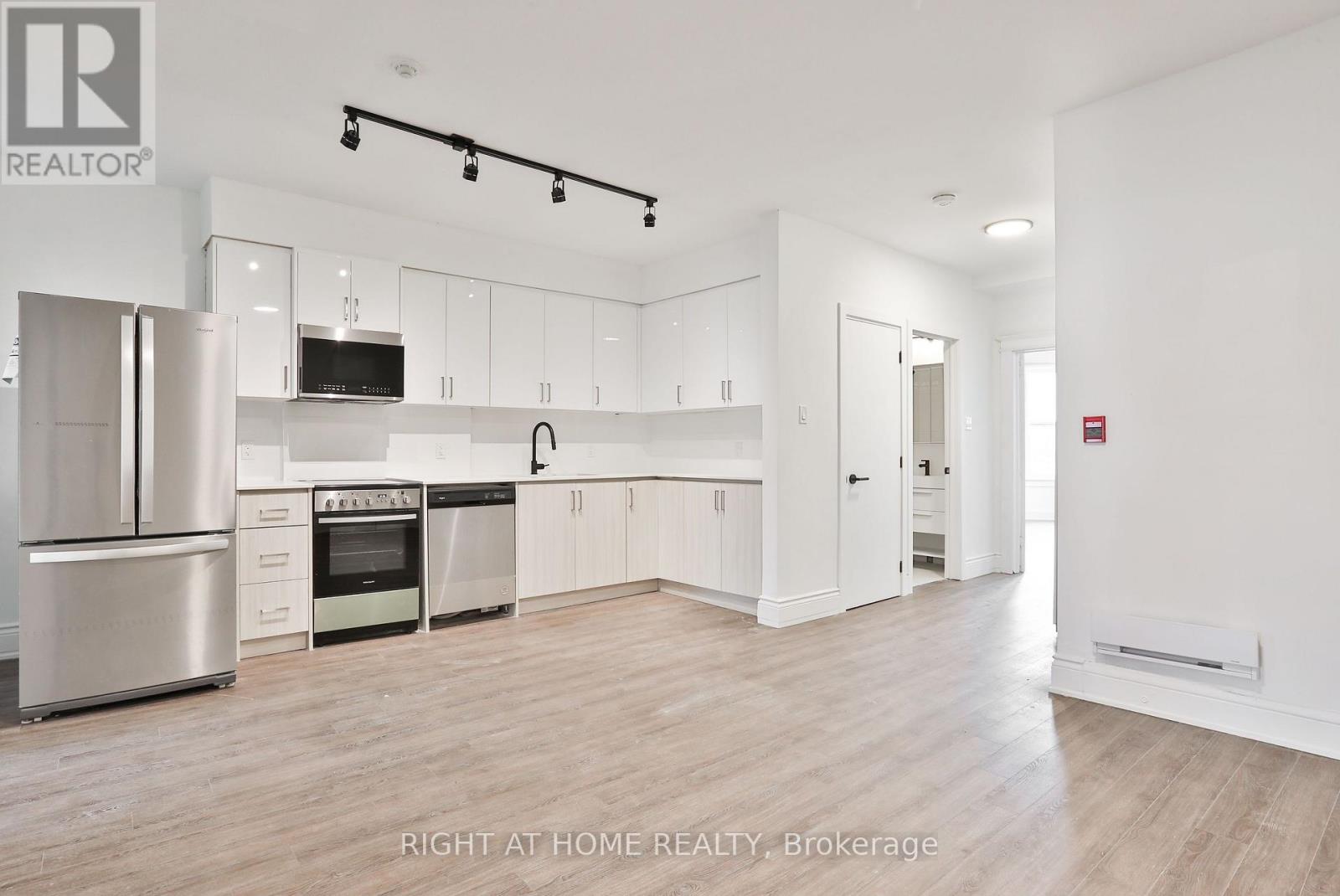 2f - 548 College Street, Toronto, Ontario M6G 1B1 - Photo 3 - C13661660