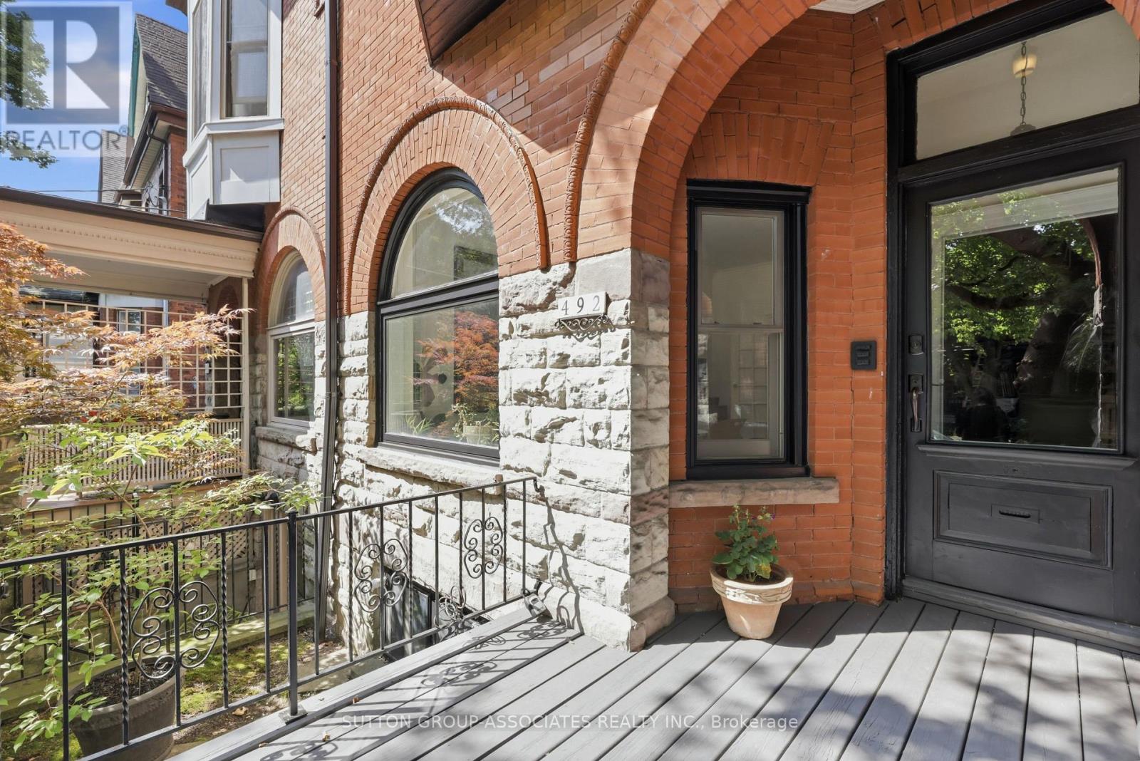 492 Euclid Avenue, Toronto, Ontario  M6G 2S9 - Photo 2 - C13661706