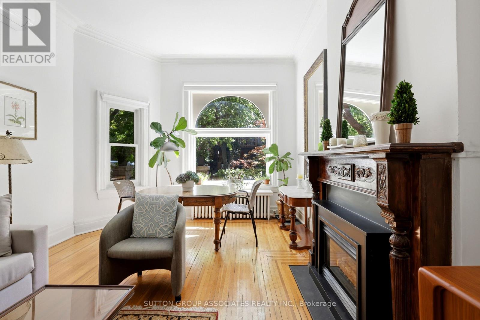 492 Euclid Avenue, Toronto, Ontario  M6G 2S9 - Photo 6 - C13661706
