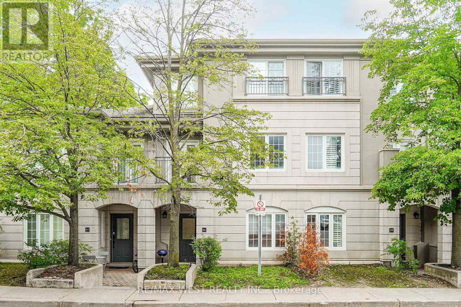D11 - 108 FINCH AVENUE W, Toronto, Ontario