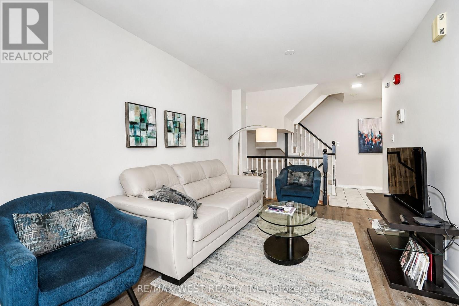 D11 - 108 Finch Avenue W, Toronto, Ontario  M2N 6W6 - Photo 2 - C13661780
