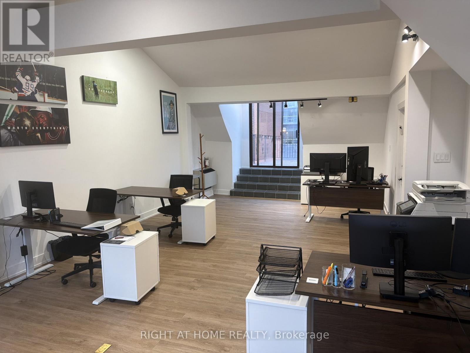 3rd Floor - 37 Prince Arthur Avenue, Toronto, Ontario M5R 1B2 - Photo 3 - C13661794