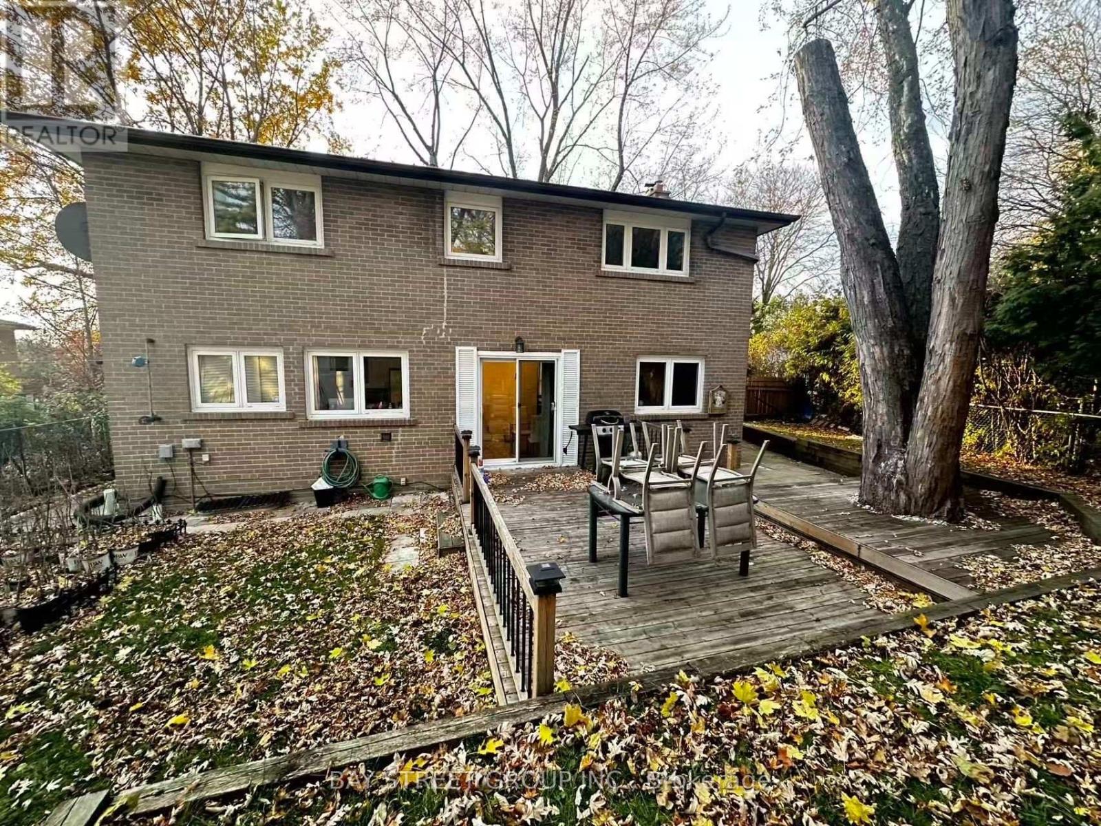 69 Lehar Crescent, Toronto, Ontario  M2H 1J4 - Photo 8 - C13661888